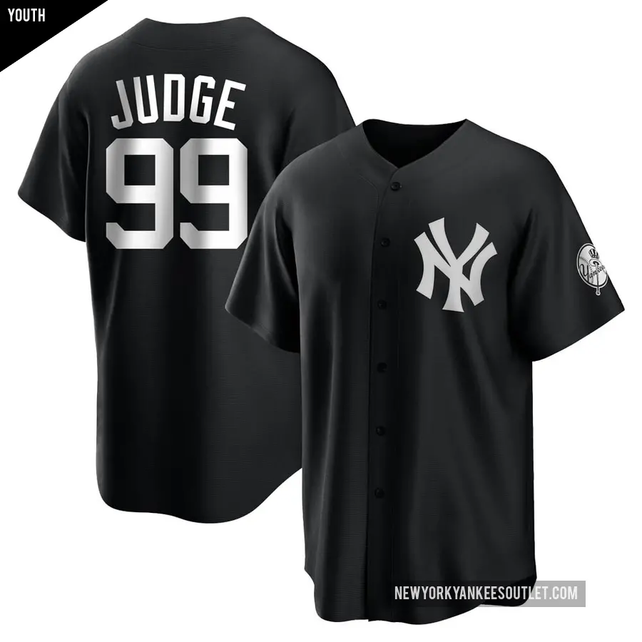 Youth New York Yankees ＃99 Aaron Judge Replica Black/White Jersey